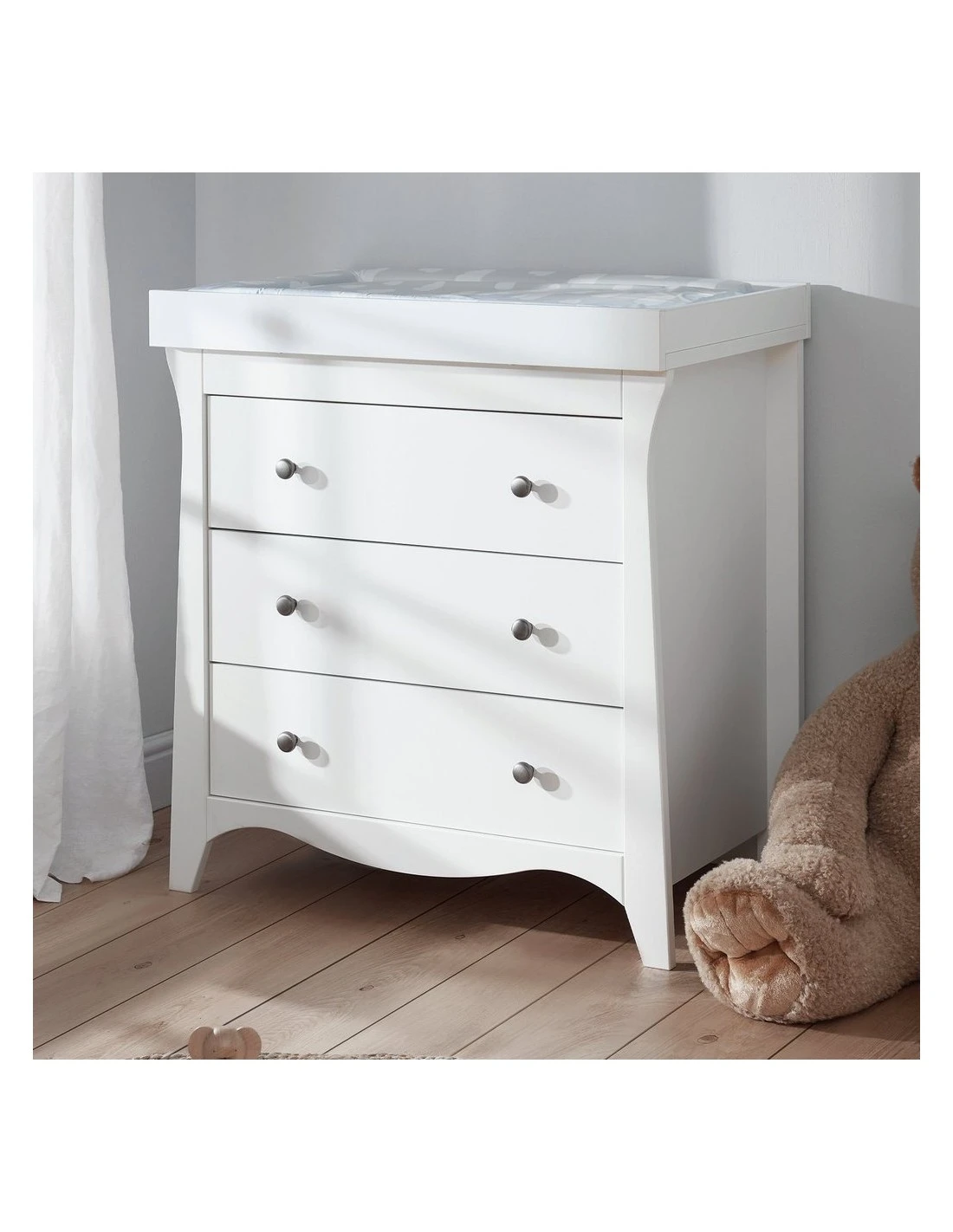 CuddleCo Clara Cot Bed & Dresser - White 10 CuddleCo Clara Cot Bed & Dresser - White - Image 8