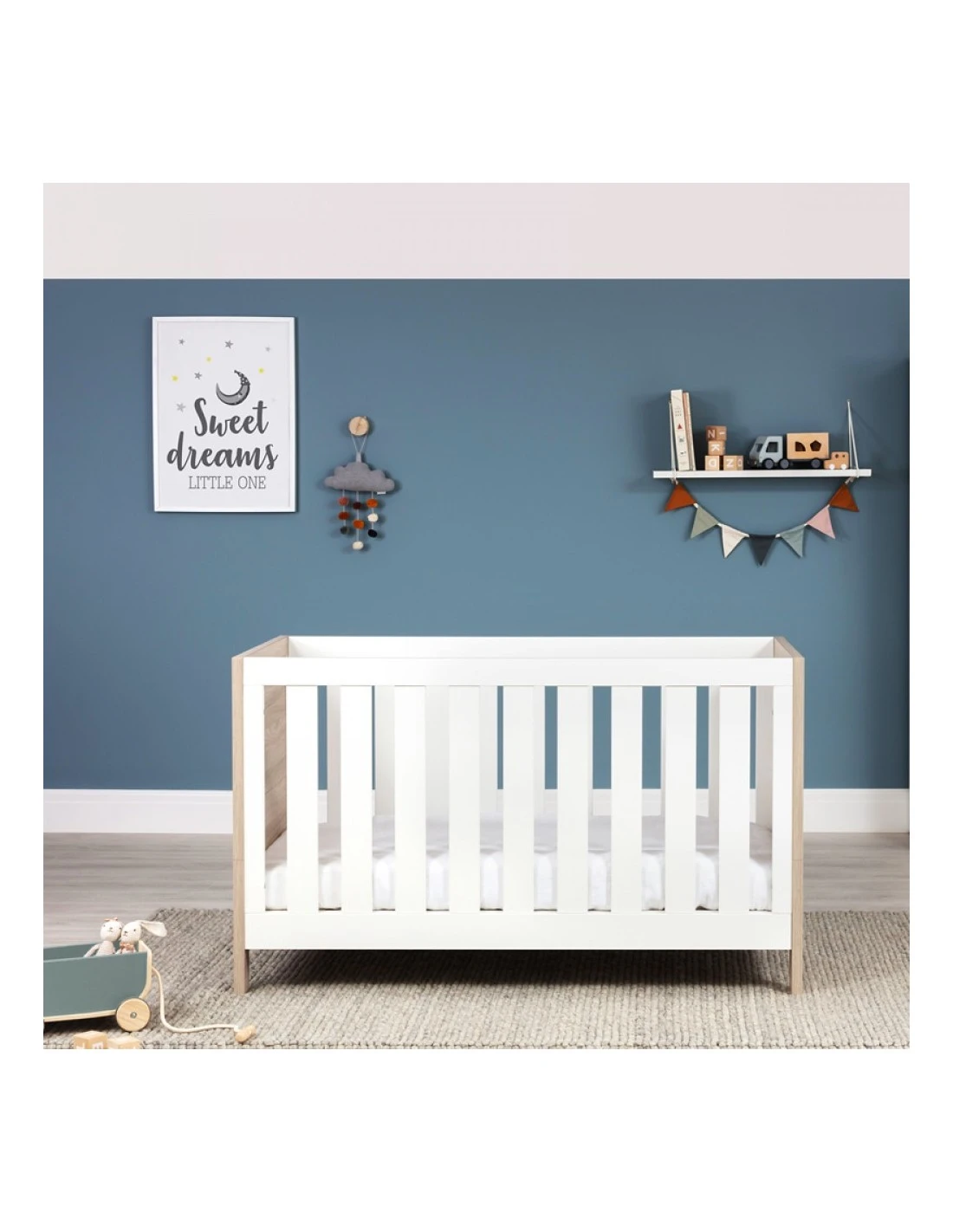 Silver Cross Finchley 3 Piece Nursery Set - White/Oak 12 Silver Cross Finchley 3 Piece Nursery Set - White/Oak - Image 10